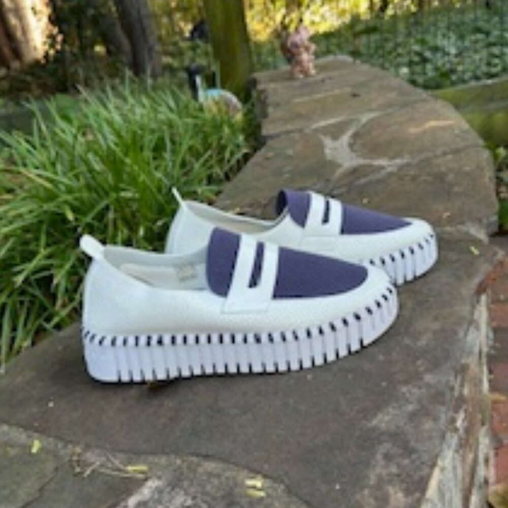 Sneakers - Picture 2 of 2
